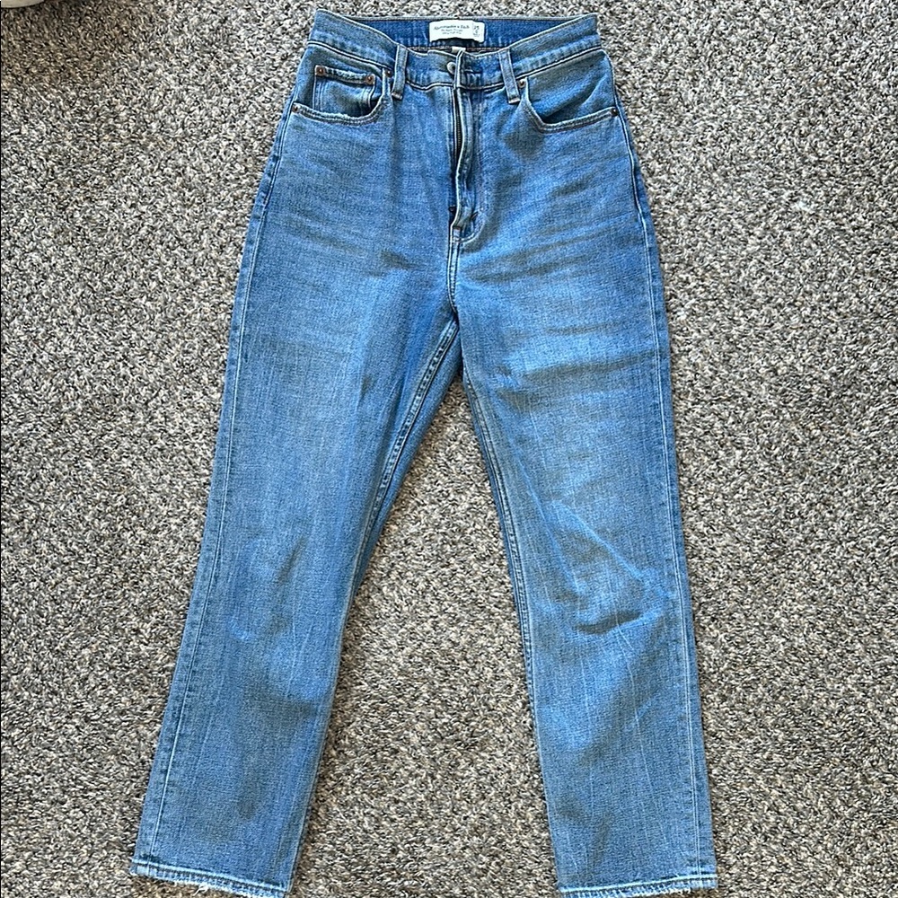 Abercrombie Ankle Straight Ultra High Rise Jeans - Size 25, curve love